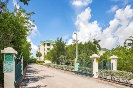 Villa The Trinidad -Pool & Parking Key West Exterior foto